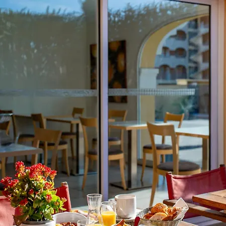 小王子酒店 3* 圣马克西姆