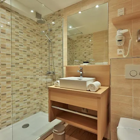 Le Petit 3* Σαιντ-Μαξίμ