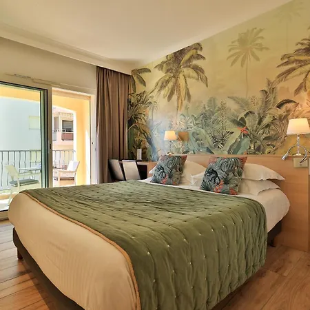 ル プティ プランス ホテル