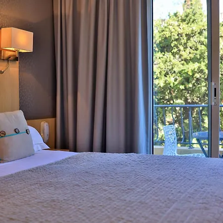 ホテル ル プティ プランス サント・マキシム