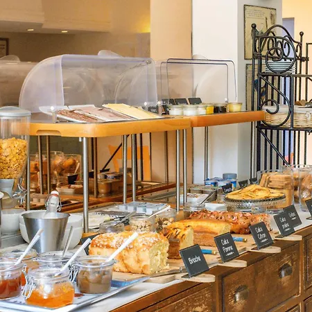 ホテル ル プティ プランス 3*