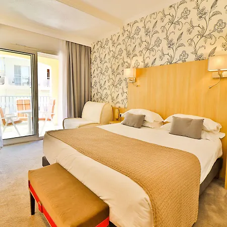 Ξενοδοχείο Le Petit 3*