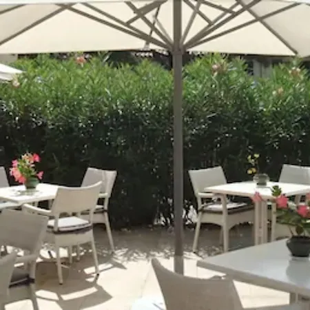 Ξενοδοχείο Le Petit