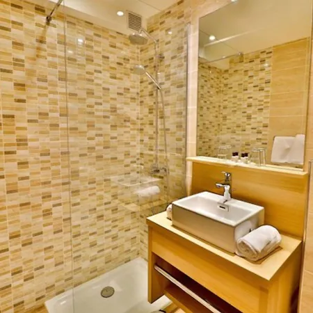 Ξενοδοχείο Le Petit 3*