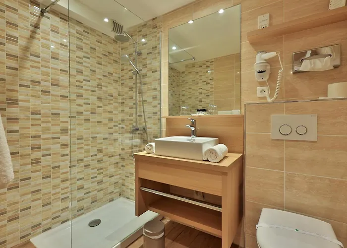 ル プティ プランス 3* サント・マキシム