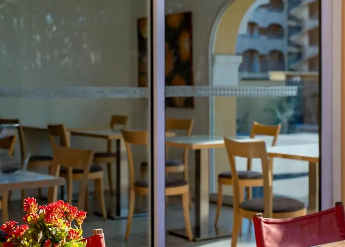 ル プティ プランス 3* サント・マキシム