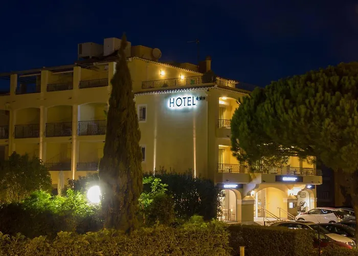 ル プティ プランス ホテル